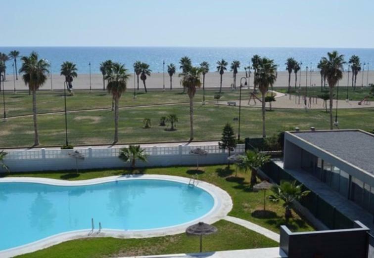 Apartamento Lujo, Primera Linea Playa, Garaje, Wifi, Piscina Climatizada Roquetas de Mar Dış mekan fotoğraf